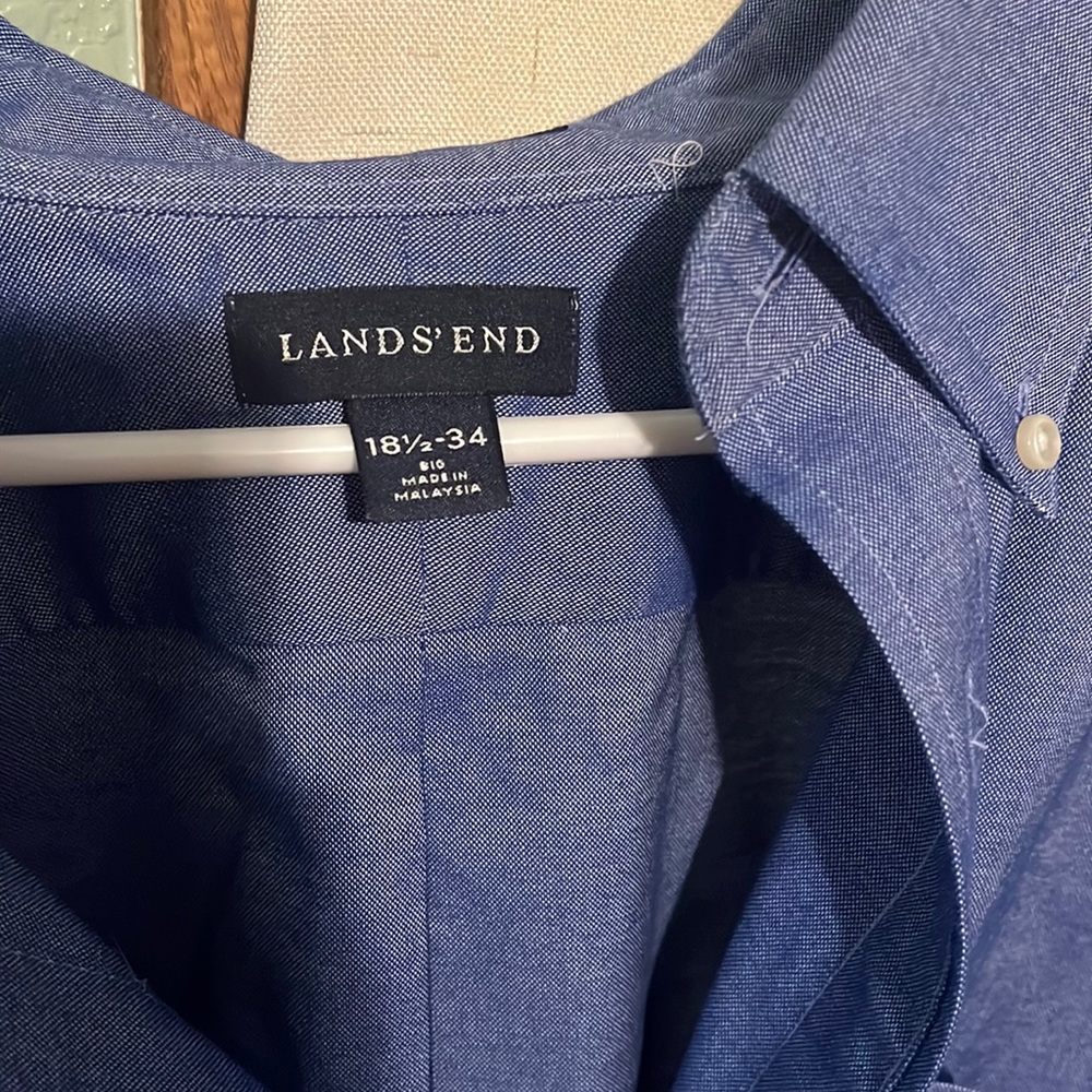 Lands’ End men’s dress shirt